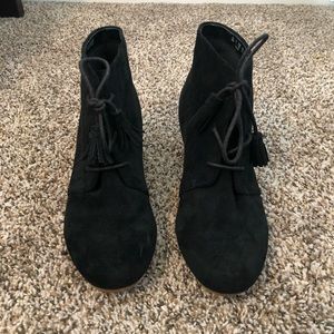 Super comfortable bootie wedges!